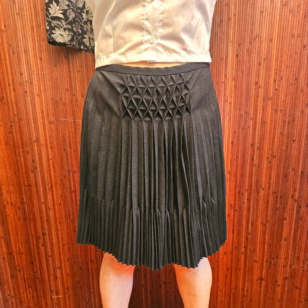 Charcoal Geomertric Pleated Skirt - Max Studio